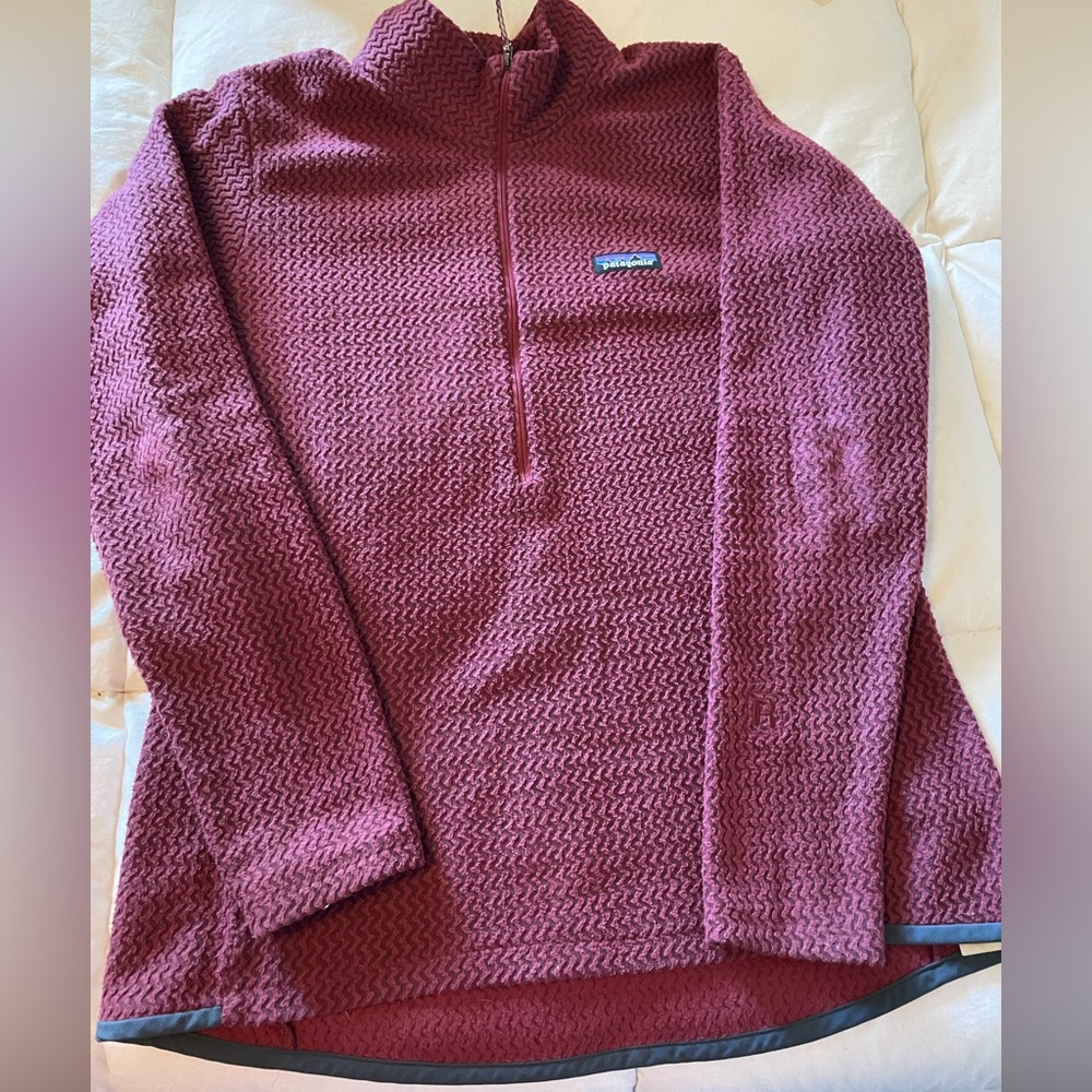 Patagonia Air R1 quarter zip Maroon